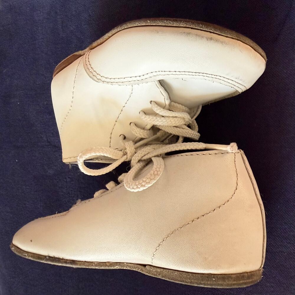 Vintage Genuine White Leather High-Top Baby Walking Shoes | Toddler Size 6